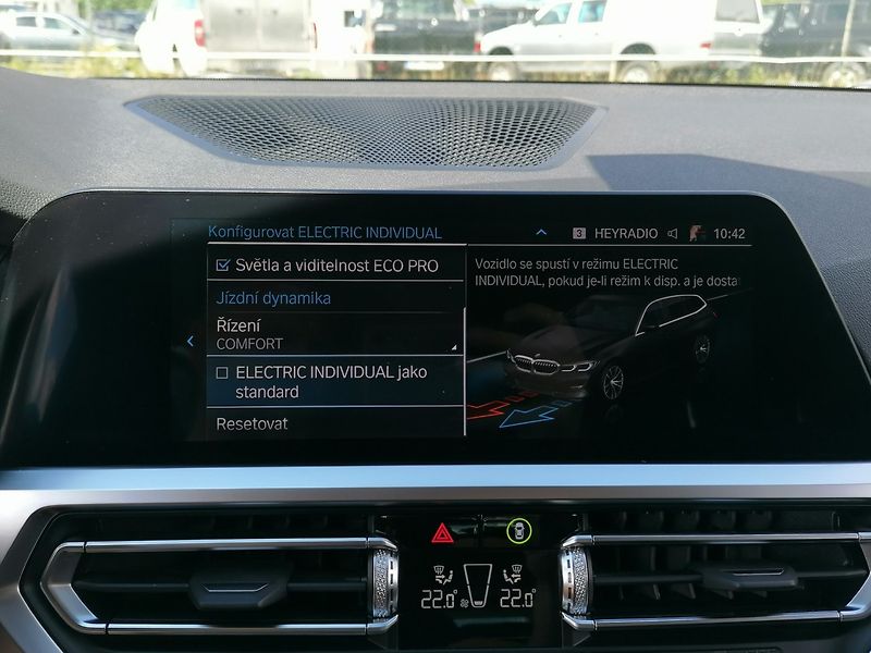 BMW Řada 3 (2022) REZERVACE! 320e PHEV - fotka 21 z 42