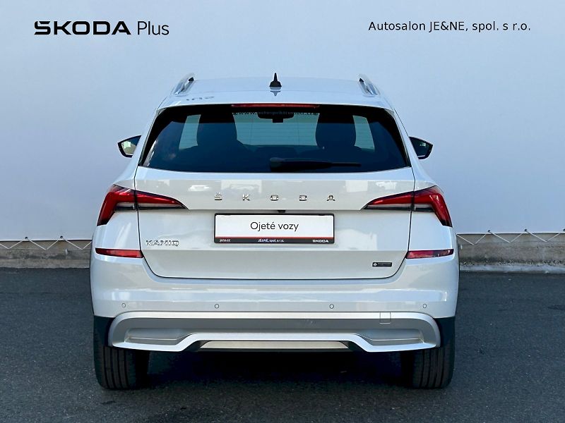 Škoda Kamiq (2020) Scoutline 1.5 TSI 110 kW DSG - fotka 9 z 33