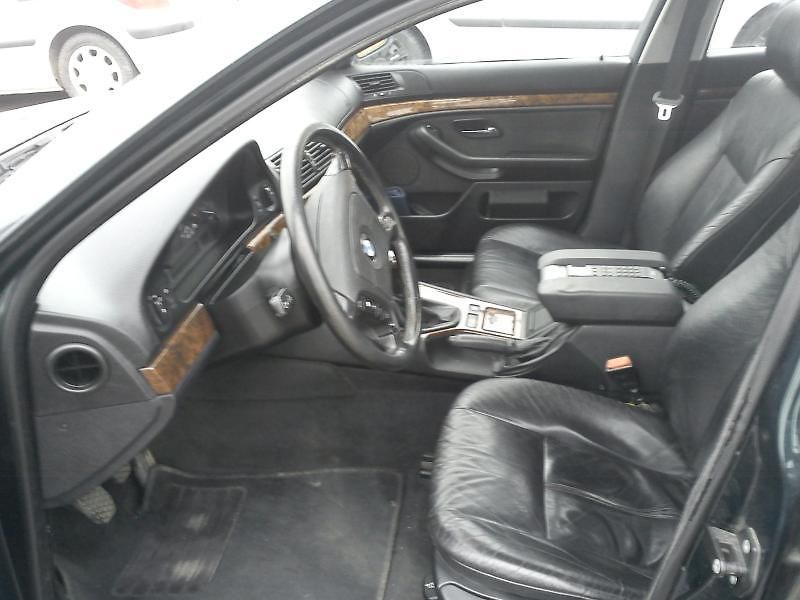 ZKUŠENOSTI UŽIVATELE: BMW Řada 5 528i