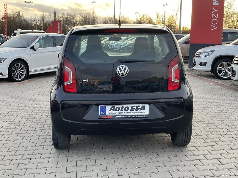 Volkswagen up! (2012) 1.0 MPi, AC, výhřev sed - fotka 5 z 13