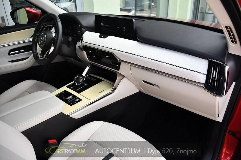 Mazda CX-60 2.5 PHEV TAKUMI ACC HUD BOSE - fotka 15 z 59