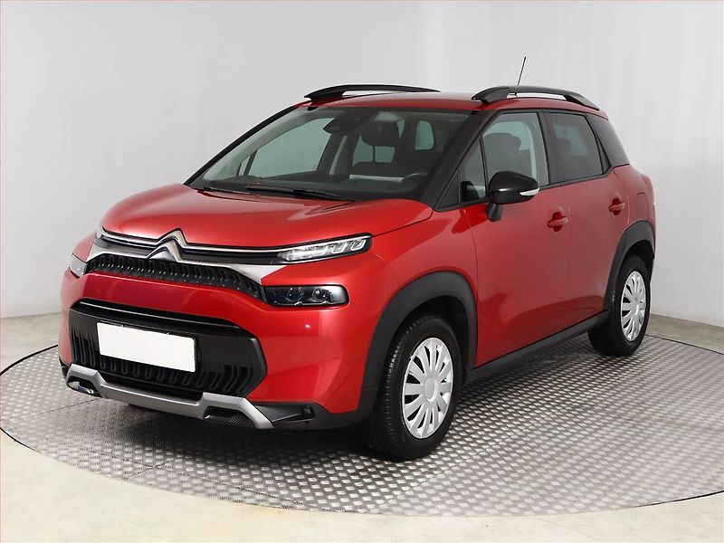 Citroën C3 Aircross (2022) 1.2 PureTech, ČR,1.maj - fotka 2 z 12