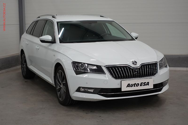 Škoda Superb (2017) 2.0TDi, L&K, DSG, bixen, kůže - fotografie inzerátu