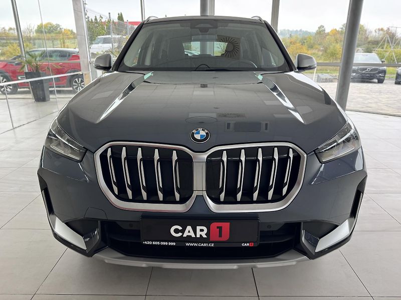 BMW X1 23d xDrive*xLine*KeyLess*DPH - fotka 3 z 37