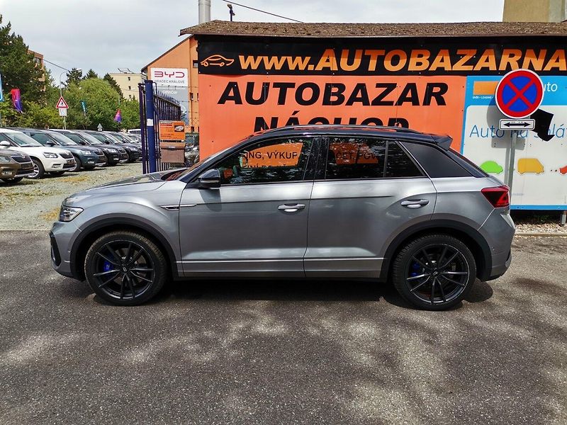 Volkswagen T-Roc (2025) 2.0TSi 221kw R DSG 4x4 - fotka 38 z 40