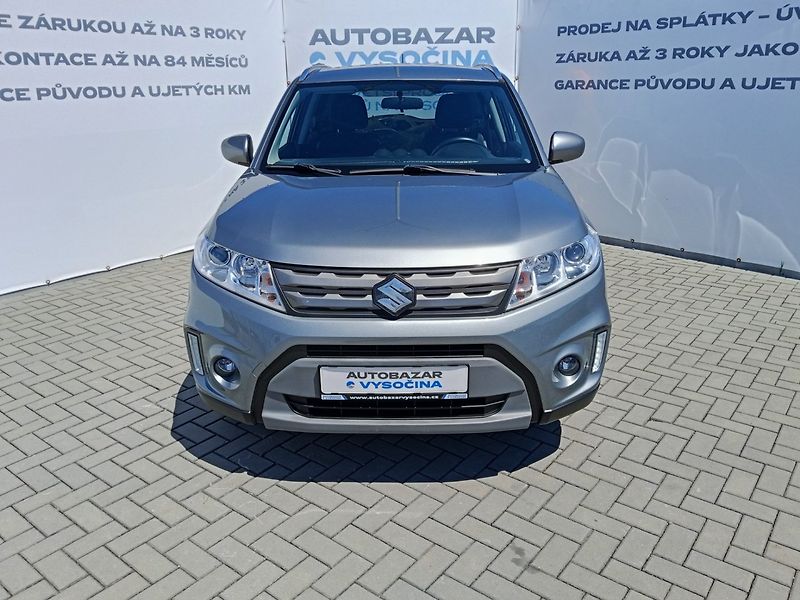 Suzuki Vitara (2015) 1.6 VVT 4x4! Kamera! 2sady kol - fotka 2 z 33