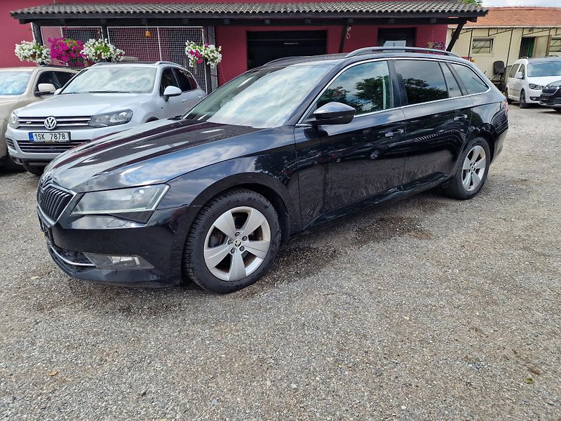 Škoda Superb 2,0TDI 110KW NAVI VÝHŘEV  - fotografie inzerátu