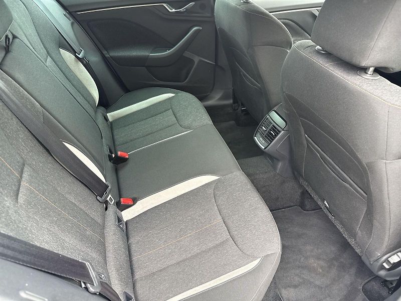 Škoda Scala (2024) 1.0 TSI Top Selection - fotka 10 z 32