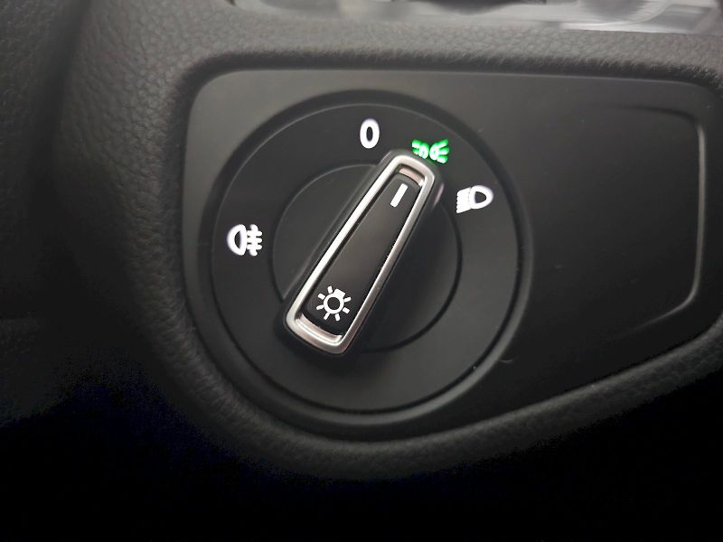 Volkswagen Golf Variant (2019) 1,0 TSI 85kW 7DSG Comfortline - fotka 23 z 26