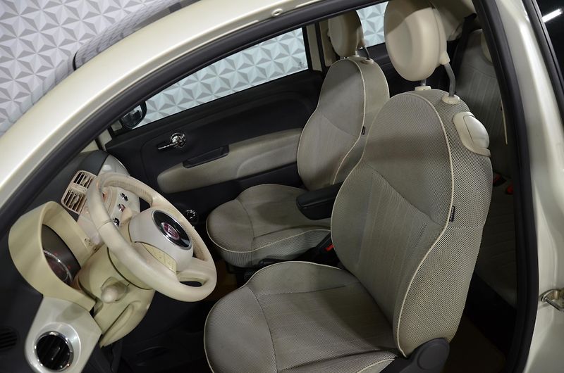 Fiat 500 (2010) 1.2i 51kw panorama - fotka 10 z 14