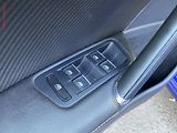 Volkswagen Golf (2015) 2.0 TSi 4Motion, R 221kW - náhled 13