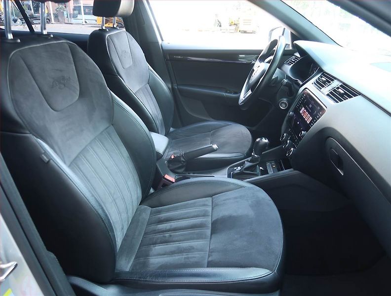 Škoda Octavia (2019) Laurin&Klement 2.0 TDI - fotka 9 z 27