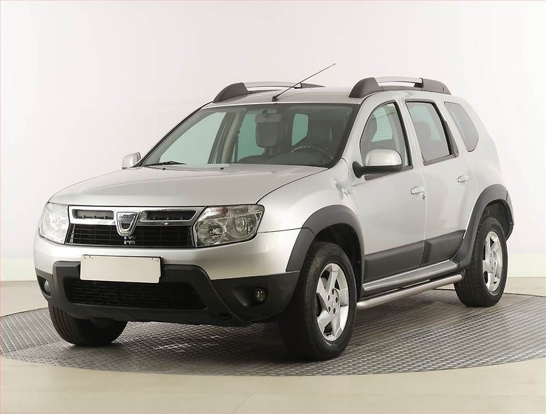 Dacia Duster (2011) 1.5 dCi, Park. senzory - fotka 2 z 15