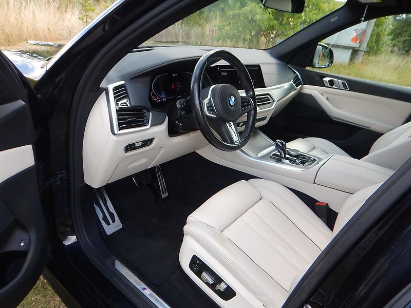 BMW X5 xDrive45e, ČR, 1. MAJ. - fotka 9 z 27