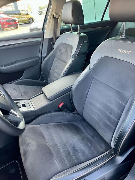 Škoda Superb (2020) 2.0 TDi Scout 4x4 DSG - fotka 13 z 19