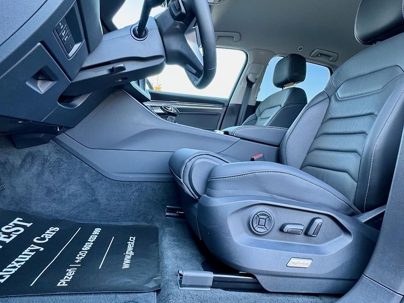 Volkswagen Touareg (2024) Model 2025, Kůže, VZDUCH,Tažné - fotka 9 z 43