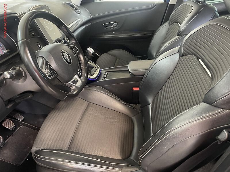 Renault Scénic (2017) 1.6 dCi, Intense, LED, kamera - fotka 9 z 17