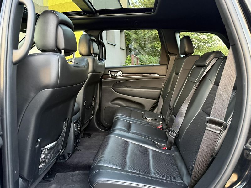 Jeep Grand Cherokee (2019) 3.0CRDi  OVERLAND! GAR. KM!!  - fotka 9 z 25