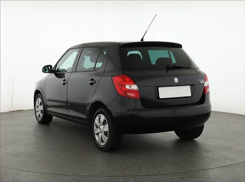 Škoda Fabia (2008) 1.2, Serv.kniha, po STK - fotka 4 z 12