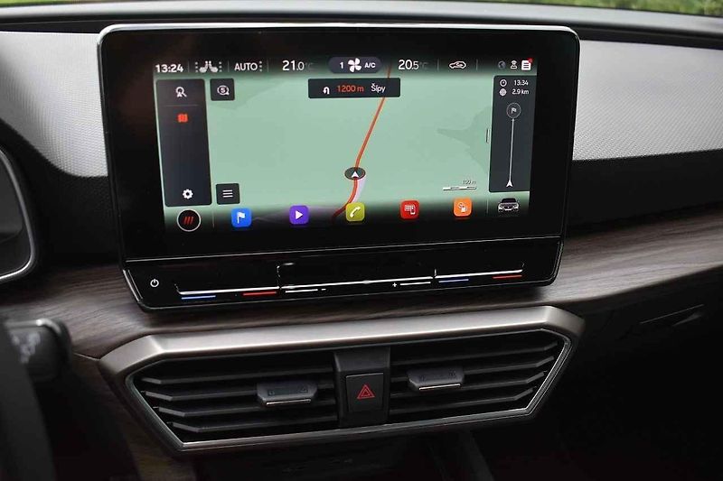 Nový Seat Leon jsme vzali i na silničky v okolí hradu Krakovec