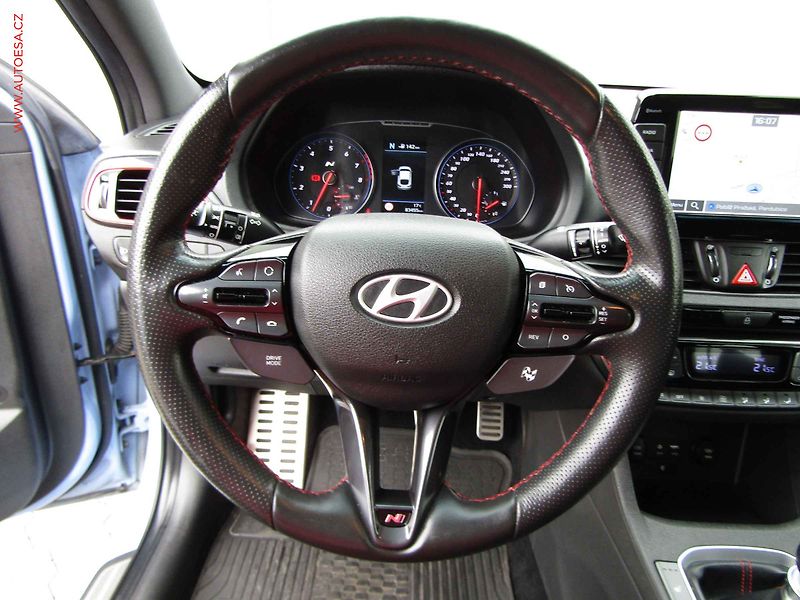 Hyundai i30 (2018) 2.0 T-GDi, ČR, N-Line - fotka 21 z 22
