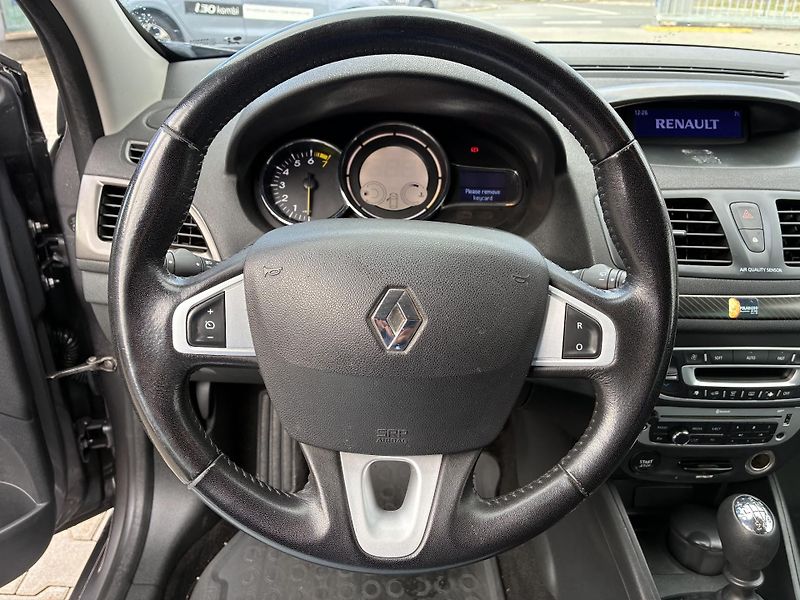 Renault Mégane 1,6i 81kW dig.KLIMA TAŽNÉ    - fotka 13 z 24