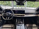 BMW Řada 5 520d xDrive Touring M-Sport - náhled 13