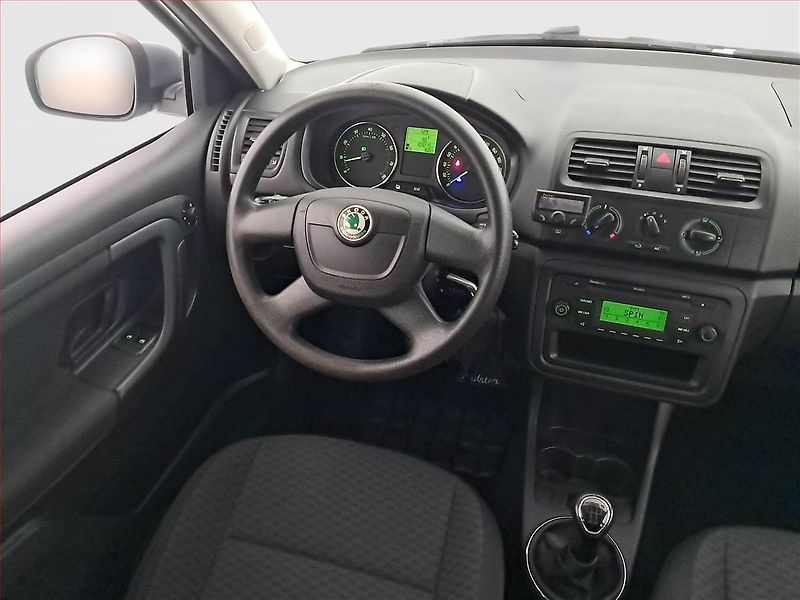 Škoda Fabia (2012) 1.2 TSI, po STK, zamluveno - fotka 7 z 16