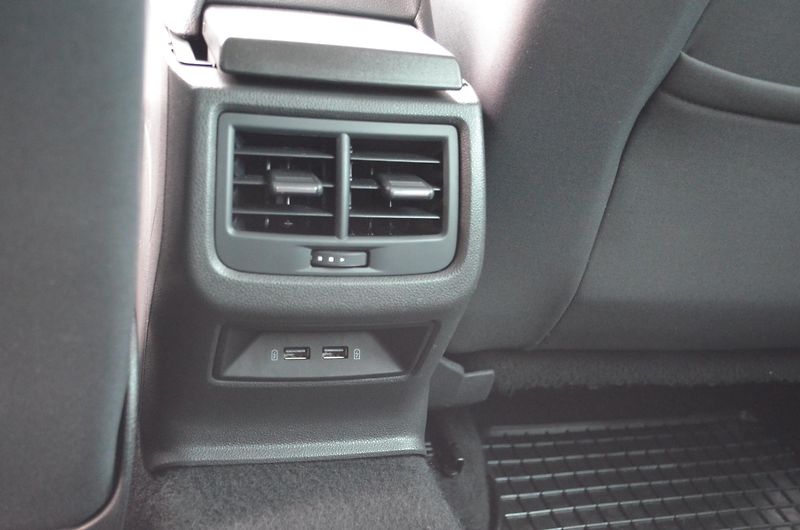 Seat Leon (2019) 1.5 TSI 150 k Xcellence ST - fotka 27 z 31