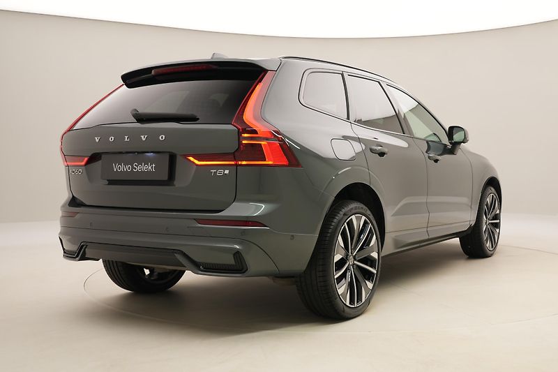 Volvo XC60 T8 AWD RECHARGE ULTRA DARK CZ - fotka 13 z 69