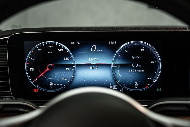 Mercedes-Benz GLE 4Matic, MBUX, 360°, tažné - fotka 25 z 30