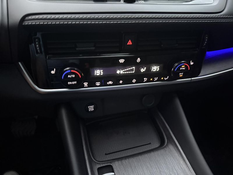 Nissan Qashqai (2026) DIG-T X-TRONIC TEKNA + BOSE - fotka 13 z 23