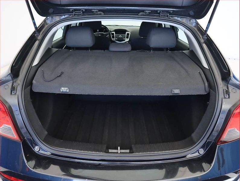 Chevrolet Cruze (2012) 2.0 VCDi, Automat, Serv.kniha - fotka 14 z 17