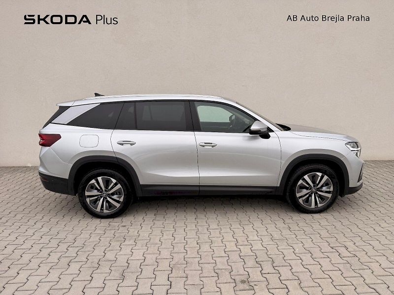 Škoda Kodiaq (2025) SELEC 4X4 TD 142/2.0 A7A - fotka 10 z 23