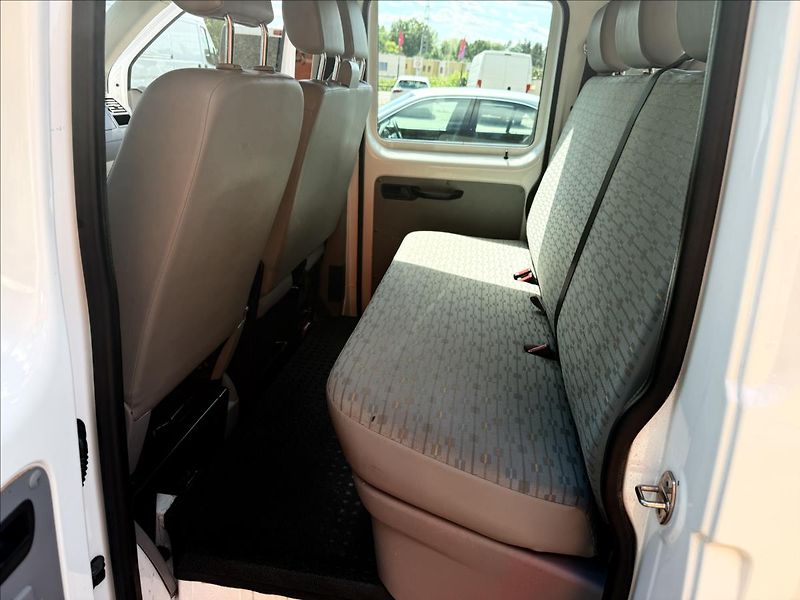Volkswagen Transporter 2,0 TDi  6 Míst - fotka 18 z 24