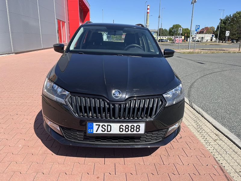 Škoda Fabia 1.0 MPi 55 kW - fotka 3 z 29