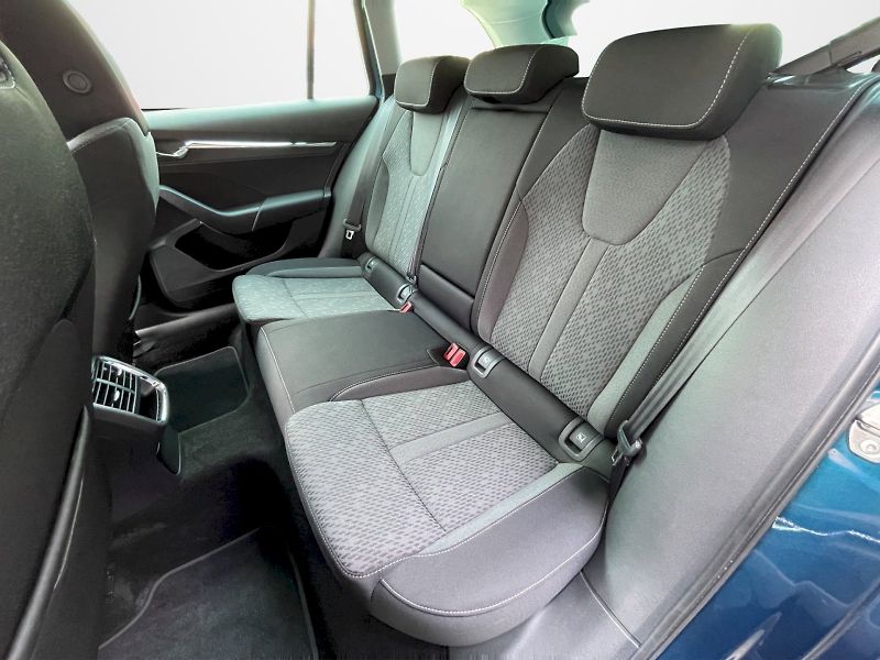 Škoda Octavia (2021) 1.5 TSI 110kW Style Plus combi - fotka 24 z 35