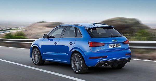 Audi RS Q3 performance.