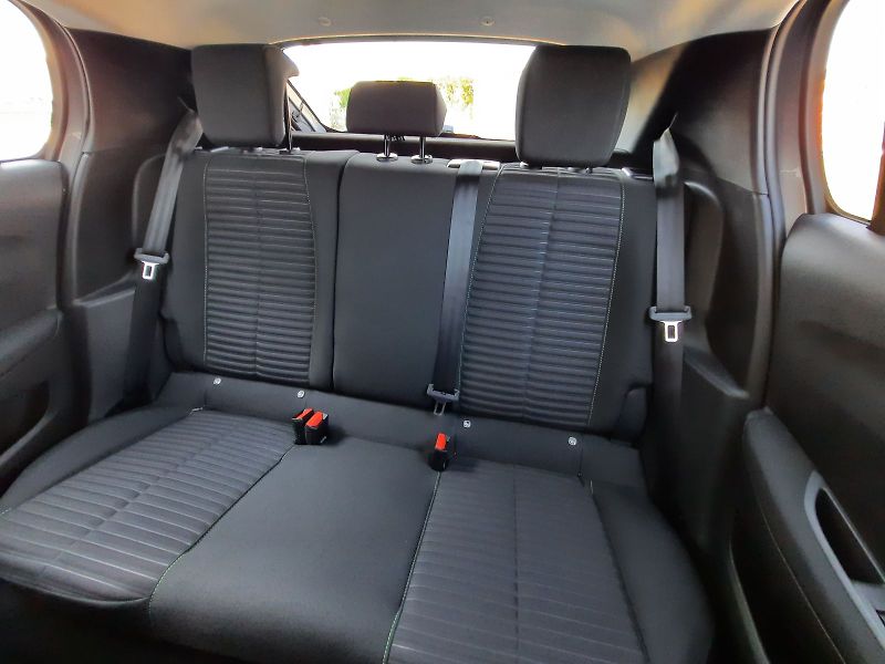 Peugeot 208 (2026) BUSINESS 1.2 TURBO 100k MAN6 - fotka 11 z 14