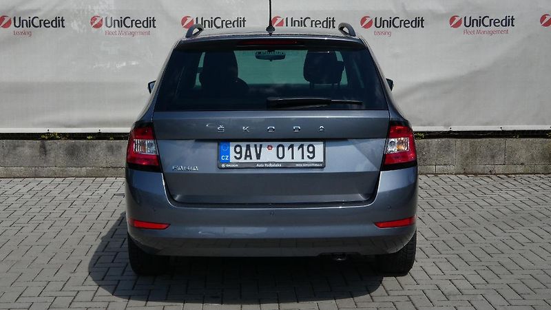 Škoda Fabia Combi 1.0 TSI Ambition - fotka 4 z 22