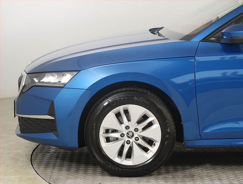 Škoda Octavia (2025) Selection 1.5 TSI - fotka 14 z 21