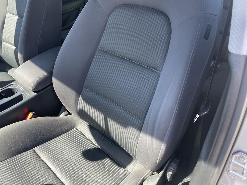 Audi A4 Avant 2.0TDi 120PS S-LINE AVANT TOP! - fotka 163 z 179