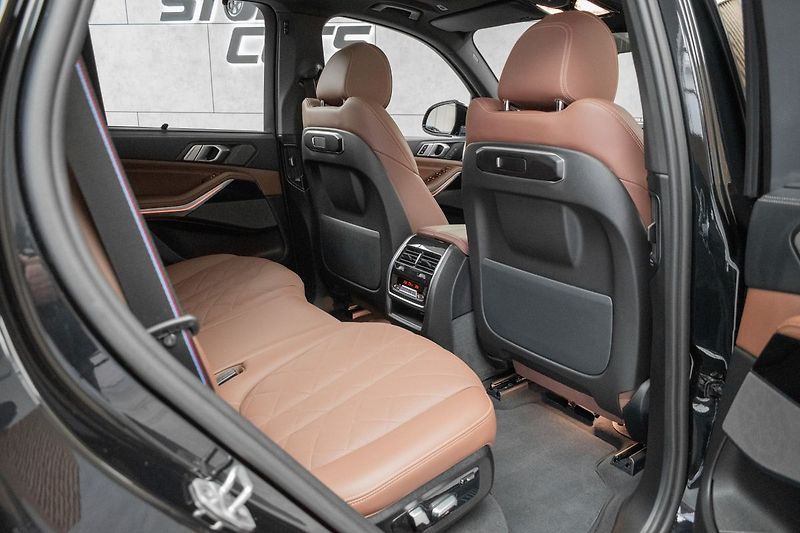 BMW X5 xDrive30d ///M*TAŽNÉ*7.MÍST*ČR - fotka 15 z 51