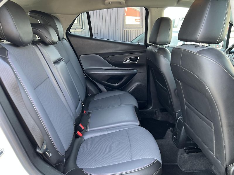 Opel Mokka 1.4T COSMO 4x4 NAVI KAMERA - fotka 33 z 44