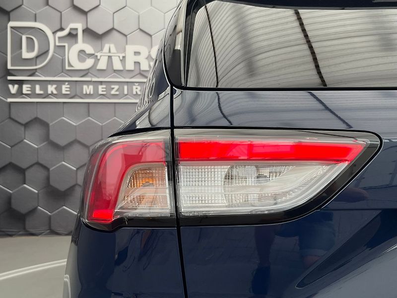 Ford Kuga 2,0 EB ST-Line 140kW AWD - fotka 43 z 55
