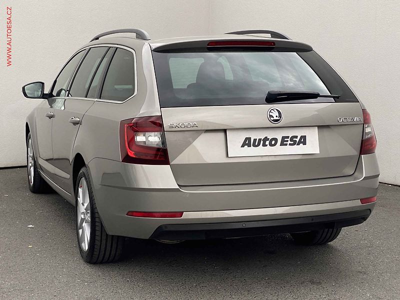 Škoda Octavia (2017) 2.0TDi, 2.maj,ČR, Style, DSG - fotka 6 z 18