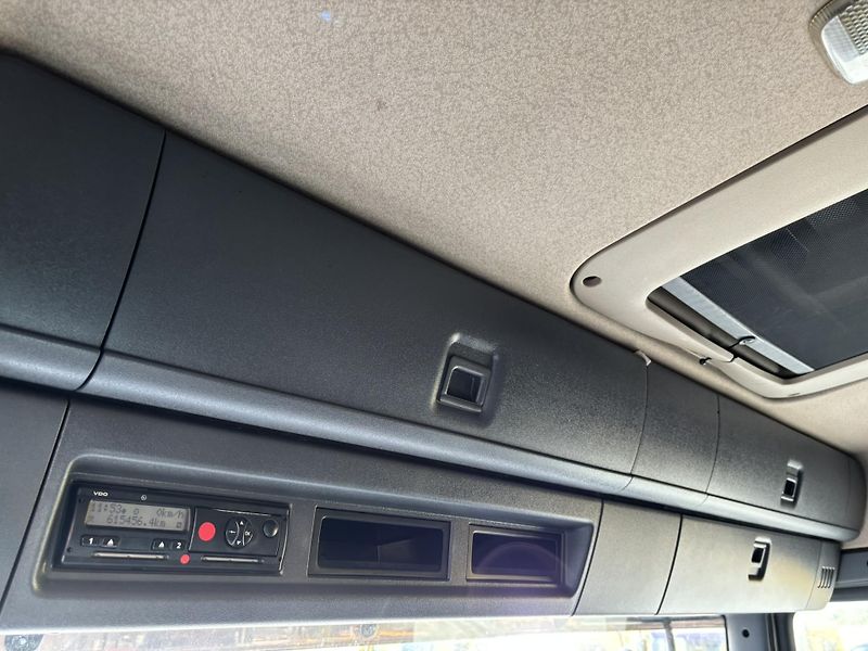 Scania G400 LA 4x2 EURO 5 ADR  - fotka 23 z 24