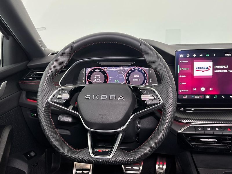 Škoda Octavia RS - fotka 18 z 28