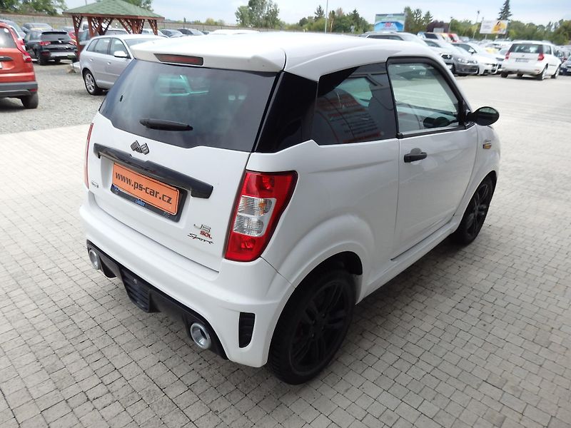 Ligier JS 50 L 0.5 DCI  - fotka 4 z 14