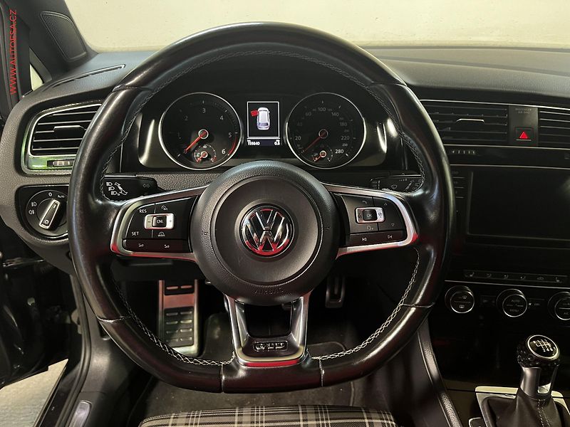 Volkswagen Golf (2016) 2.0 TDi, GTD, bixen, navi - fotka 15 z 17